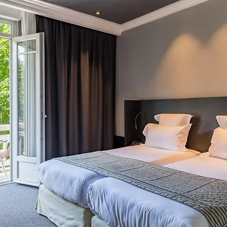 Golf Hotel
