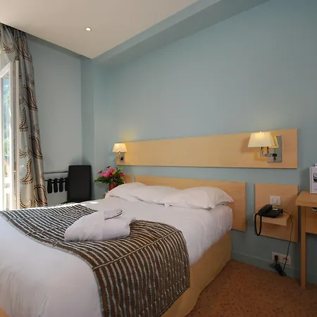Golf Hotel