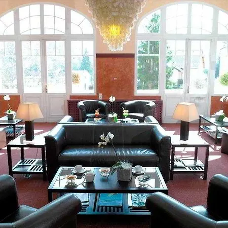 Golf Hotel